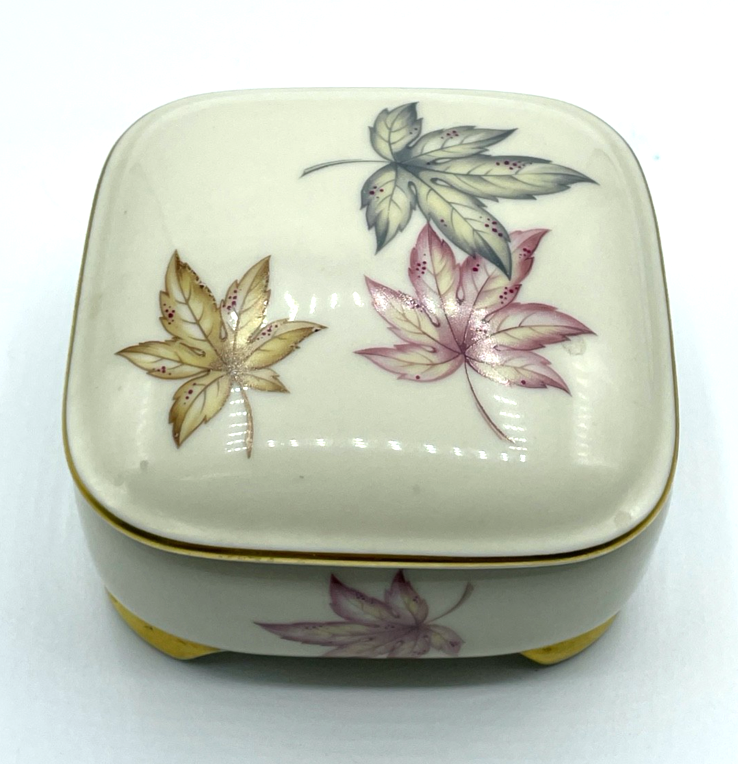 Vintage Rosenthal Marktredwitz Thomas ivory Porzellan Dose Blattdekor 30erJ gepf1