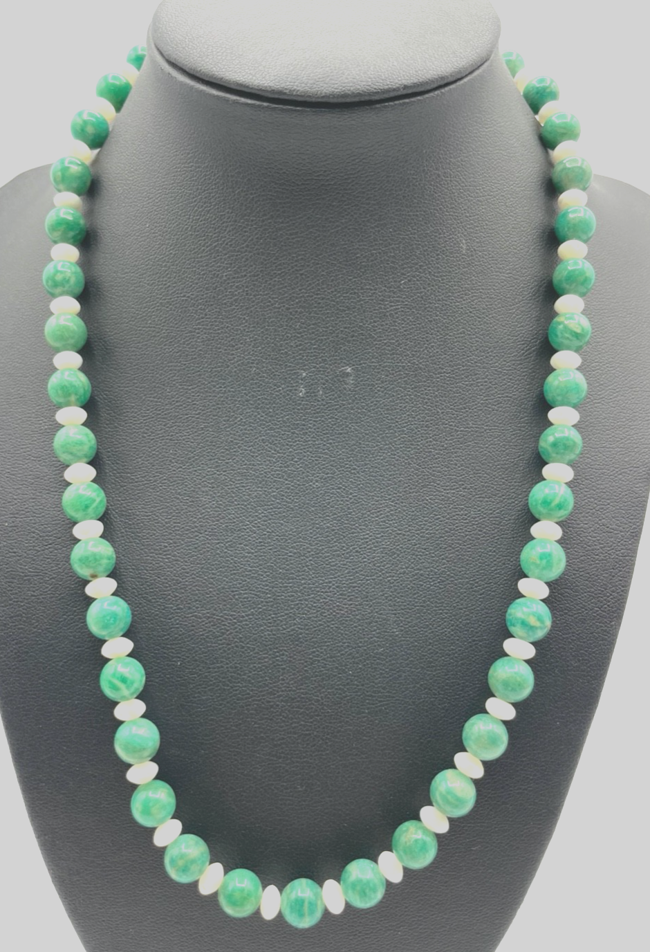 Vintage 50 cm lange Amazonit + Perlmutt Kugelkette im Mix fortlaufend Ø 8 mm1