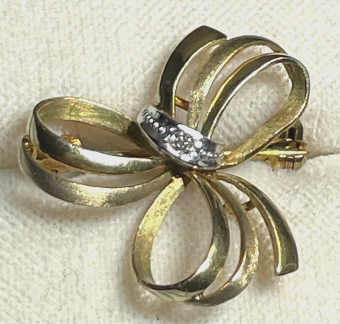 A*D Andreas Daub 333 Gold 8 K Brosche Anstecknadel klassisch Schleife + Brillant5
