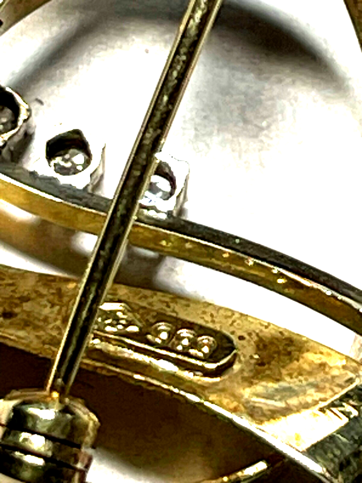 Elegante 585 Gold 14 K Gold Brosche Anstecknadel 3 x Diamant 4,54 Gr. Juwelier4