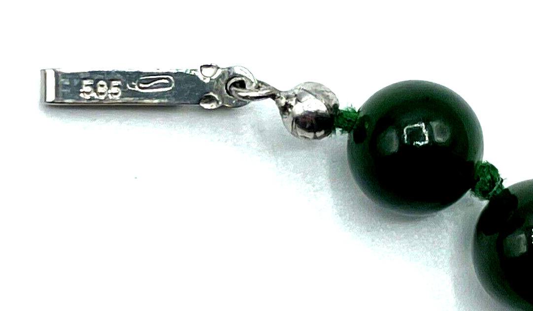 585 Gold 14 K Schließe Edelstein Jade Kette grün einzeln geknotet L 64 cm Ø 8 mm7