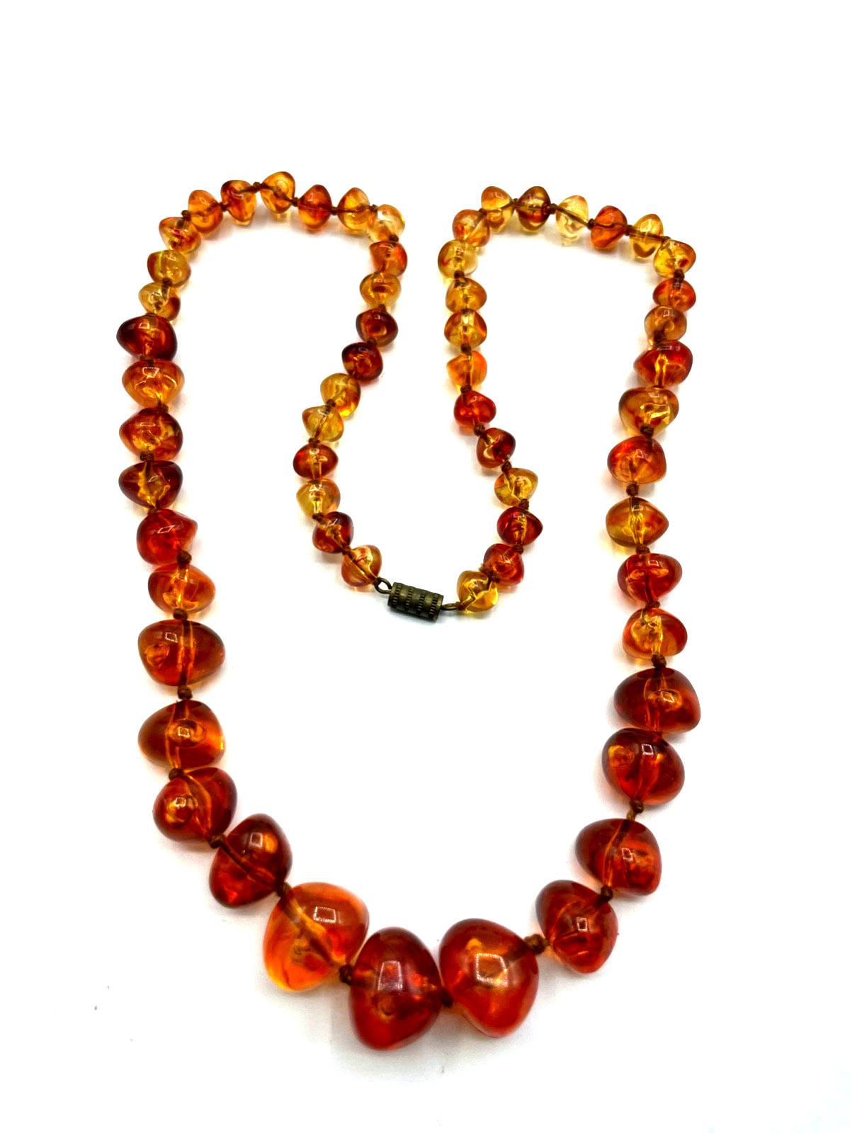 Vintage stattliche Bernstein Imitat Kette im Verlauf  einzeln geknotet L 67 cm2