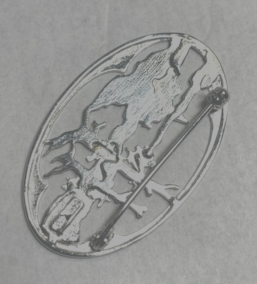 835 Silber Brosche elegant Design rhodiniert teilvergoldet Landscape Durchbruch2