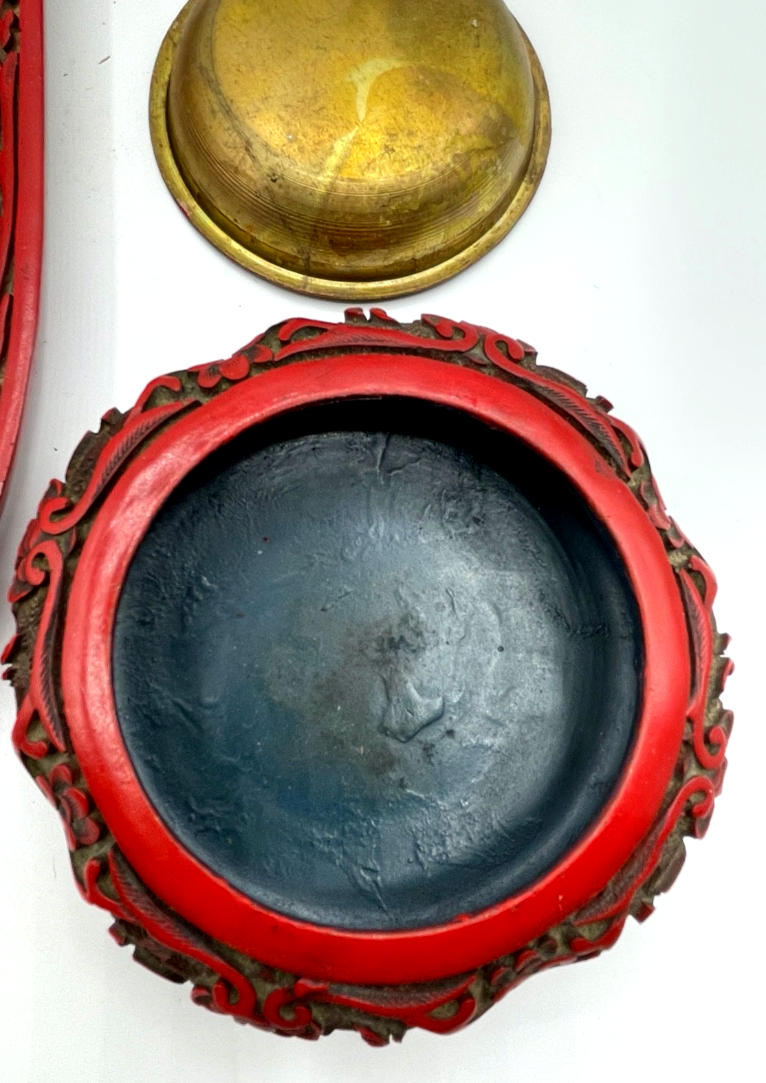 Antik Zinnober Rotlack Chinalack Schnitzlack 3tlg Garnitur um 1900 sehr gepflegt11