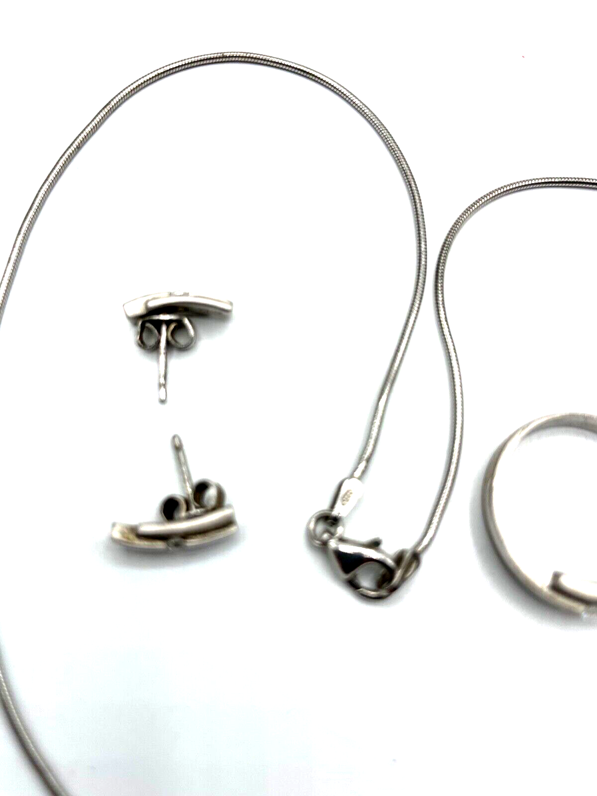 Modernes Set 925 Silber Ring + Kette mit Anhänger + Ohrstecker mit  Zirkonia6