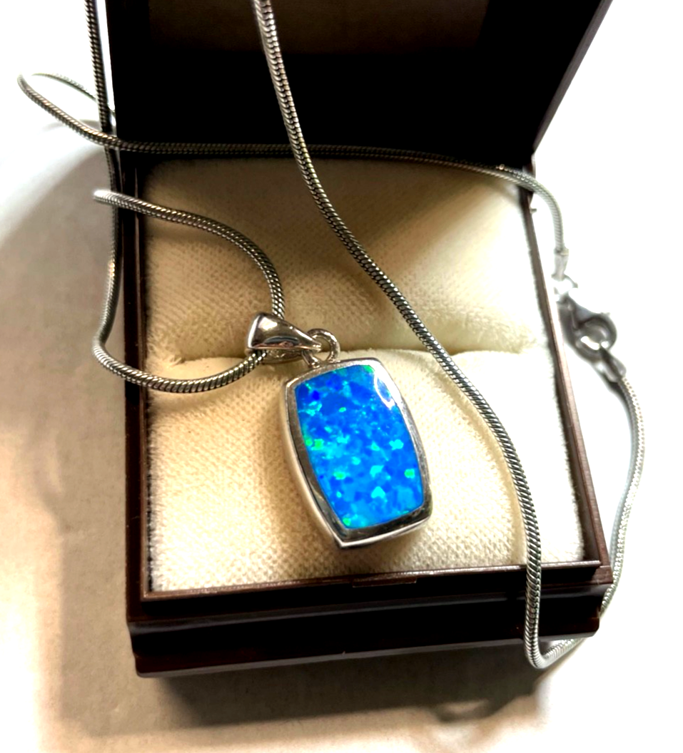 Sterling Anhänger mit Opal an 925 Silberkette Schlangenkette 42 cm gepflegt0