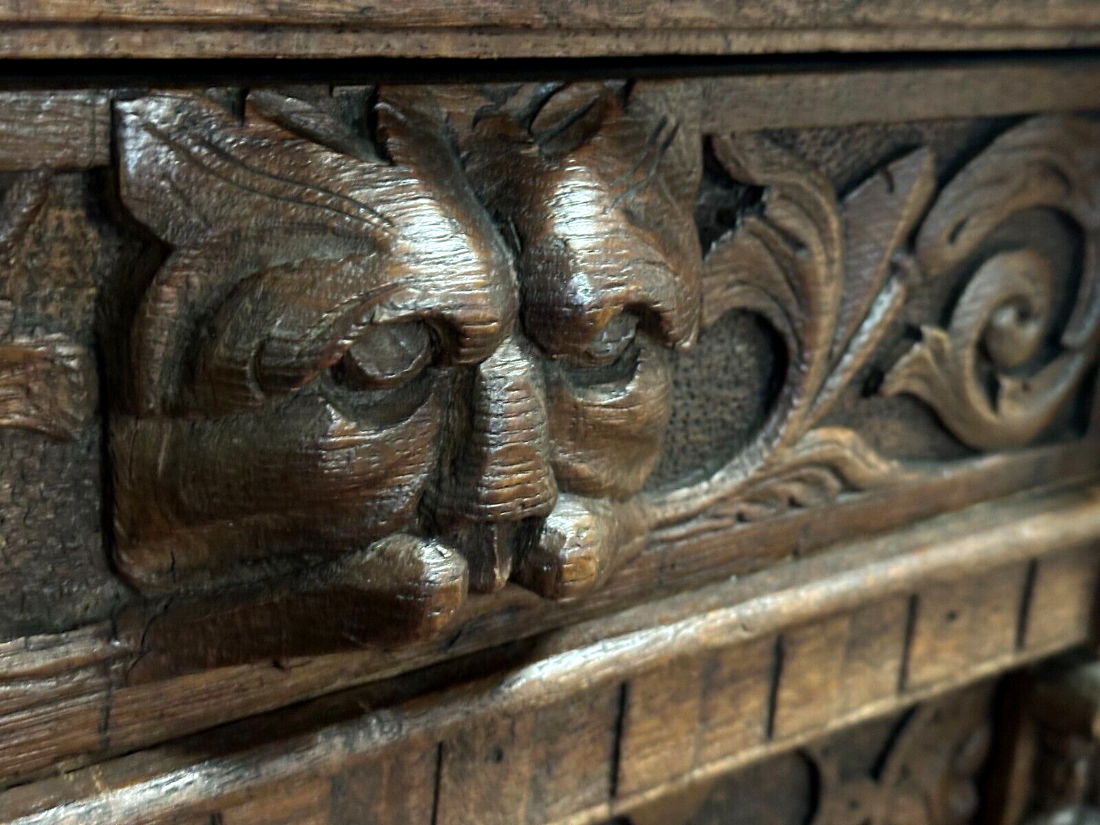 Renaissance - Eiche - 17. Jahrhundert - Buffet Schrank - reiche Schnitzerei5