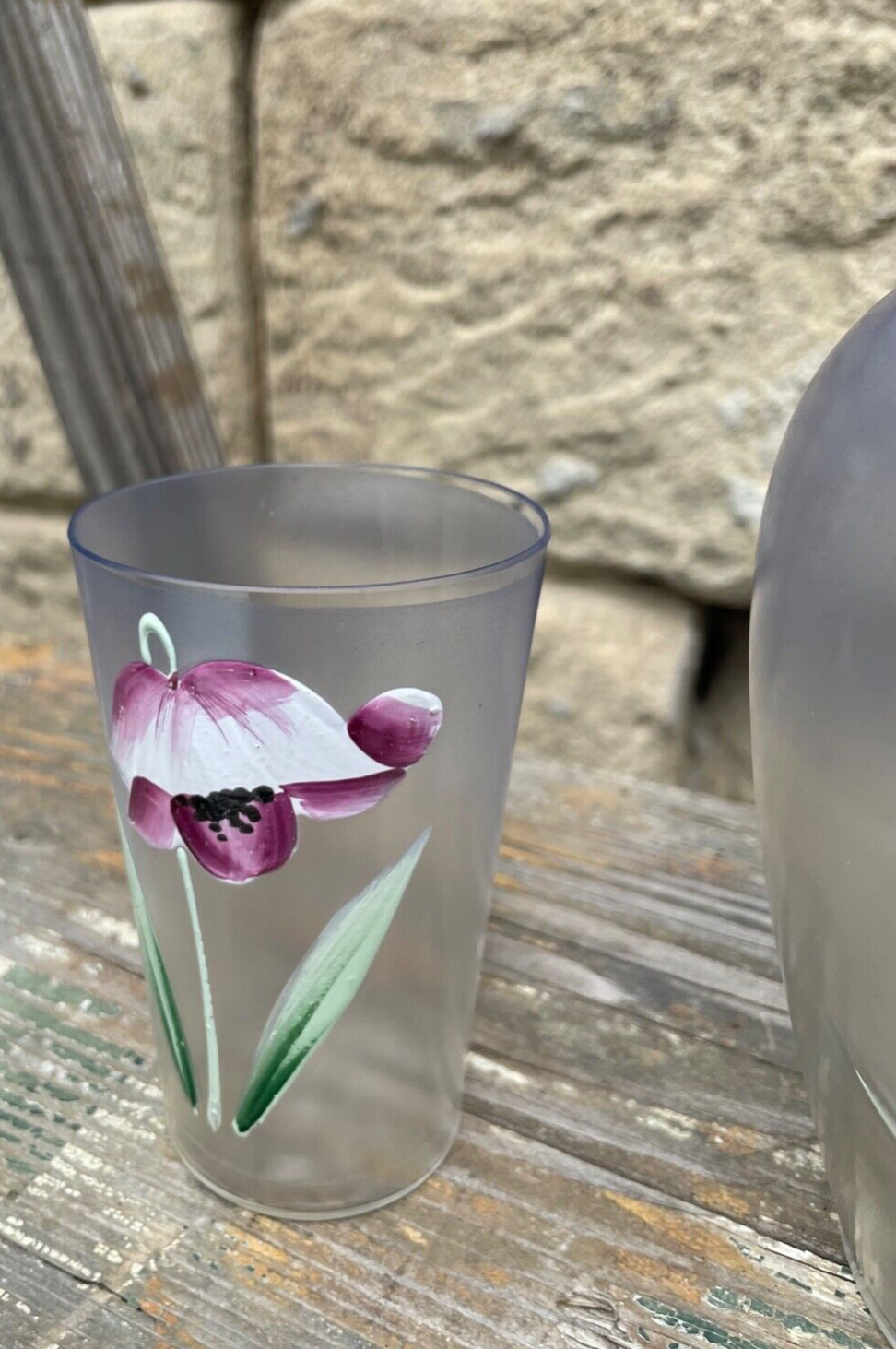 Jugendstil antik Glas Krug + 2 Gläser handbemalt Blumen Dekor bezaubernd gepfl.5