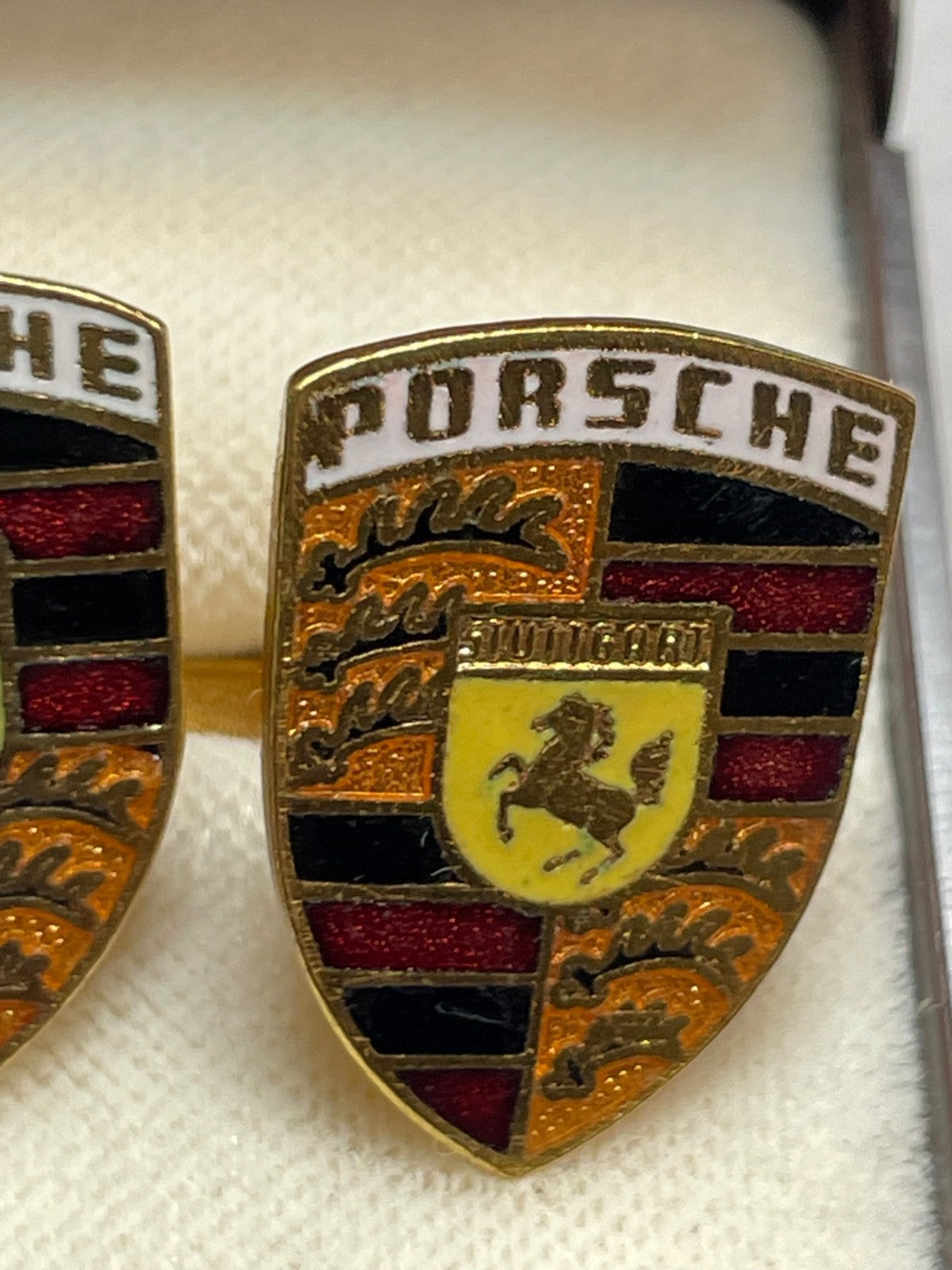 Vintage Porsche Manschettenknöpfe top gepflegt und vergoldet mit Emaille2