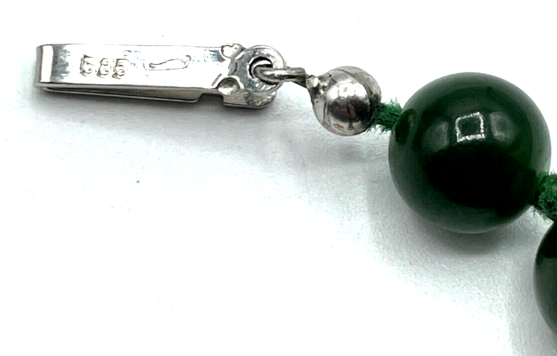 585 Gold 14 K Schließe Edelstein Jade Kette grün einzeln geknotet L 64 cm Ø 8 mm6