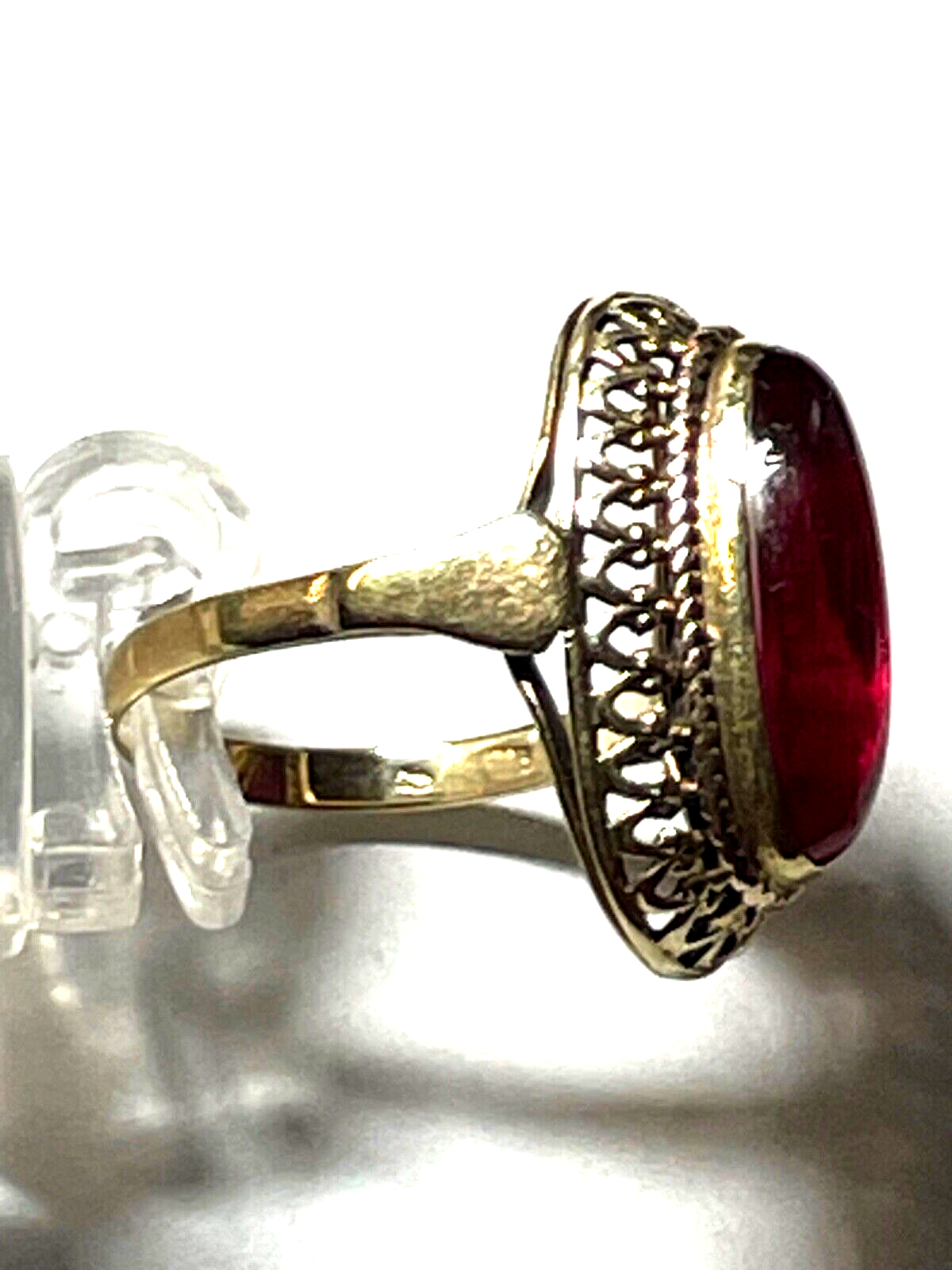 585 Gold 14 K antik Ring mit rotem Korund Farbstein Cabochon RG 47 Juwelier gepf11