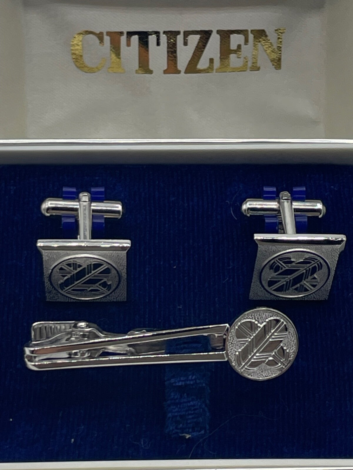 Citizen Manschettenknöpfe Krawattenhalter Samurai Symbol Hawk Feather orig. Box1