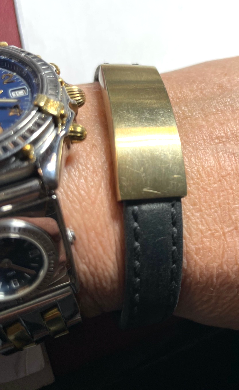 Unisex SON OF NOA solides Lederarmband mit vergoldetem Edelstahl L 20,5 cm gepfl1