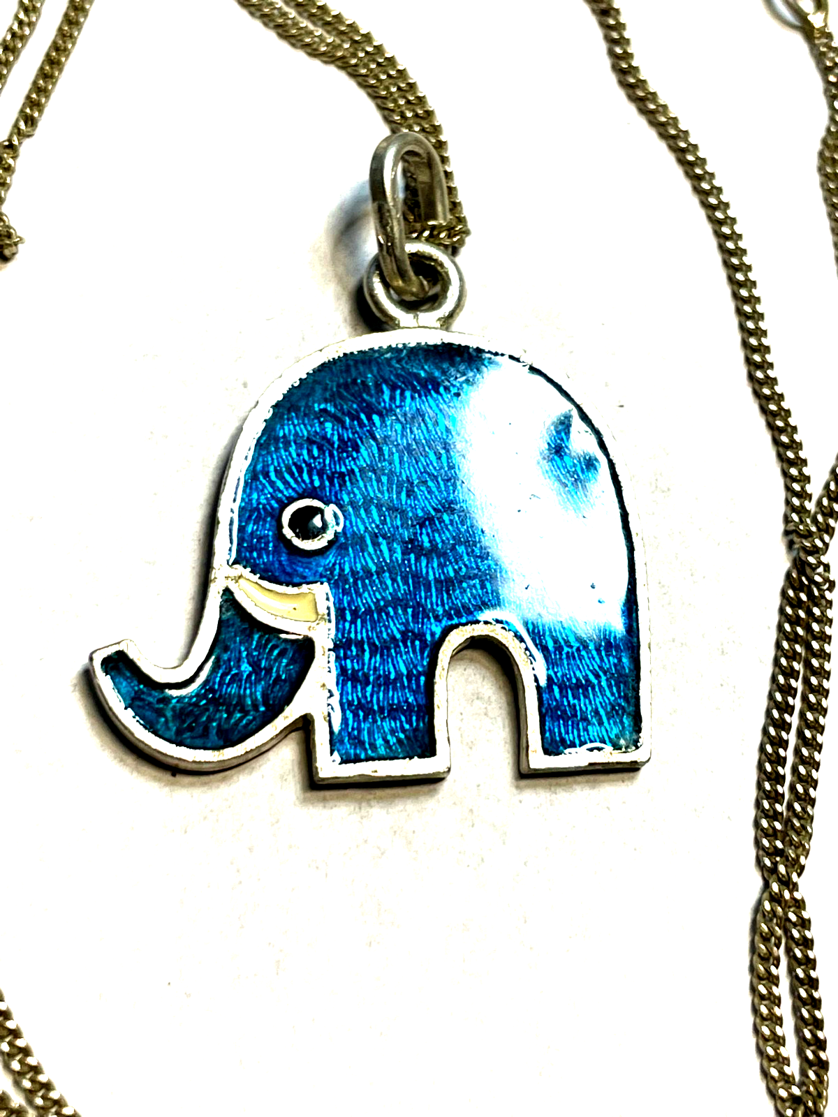 835 Silber Kette mit gr. Elefant Anhänger Emaille 70er J unisex gepflegt L 55 cm1