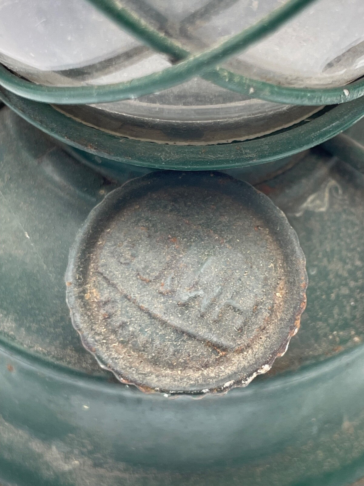 Antik kl.  grüne Petroleum Paraffin Lampe seltene Größe Guang Zhou China H 22,52