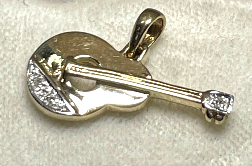 333 Gold 8 K  Anhänger Charm Gitarre oder Mandoline 2 kl. Diamanten Juwelier3