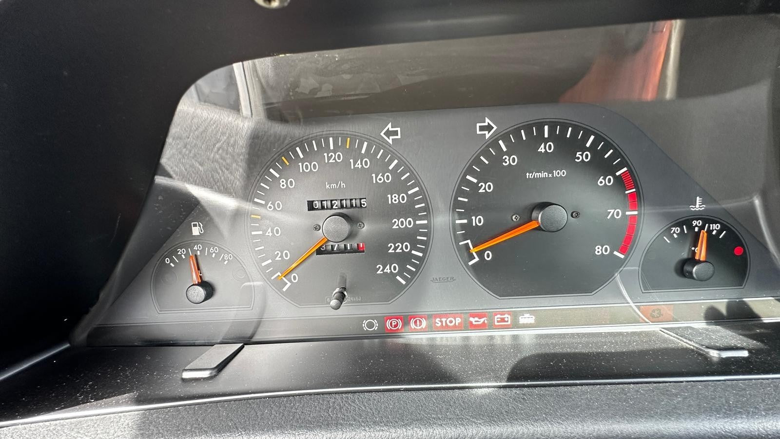 Peugeot 605 - Bj 1992 - Km 12000 original - 167 PS - Leder - TOP ZUSTAND 1A18