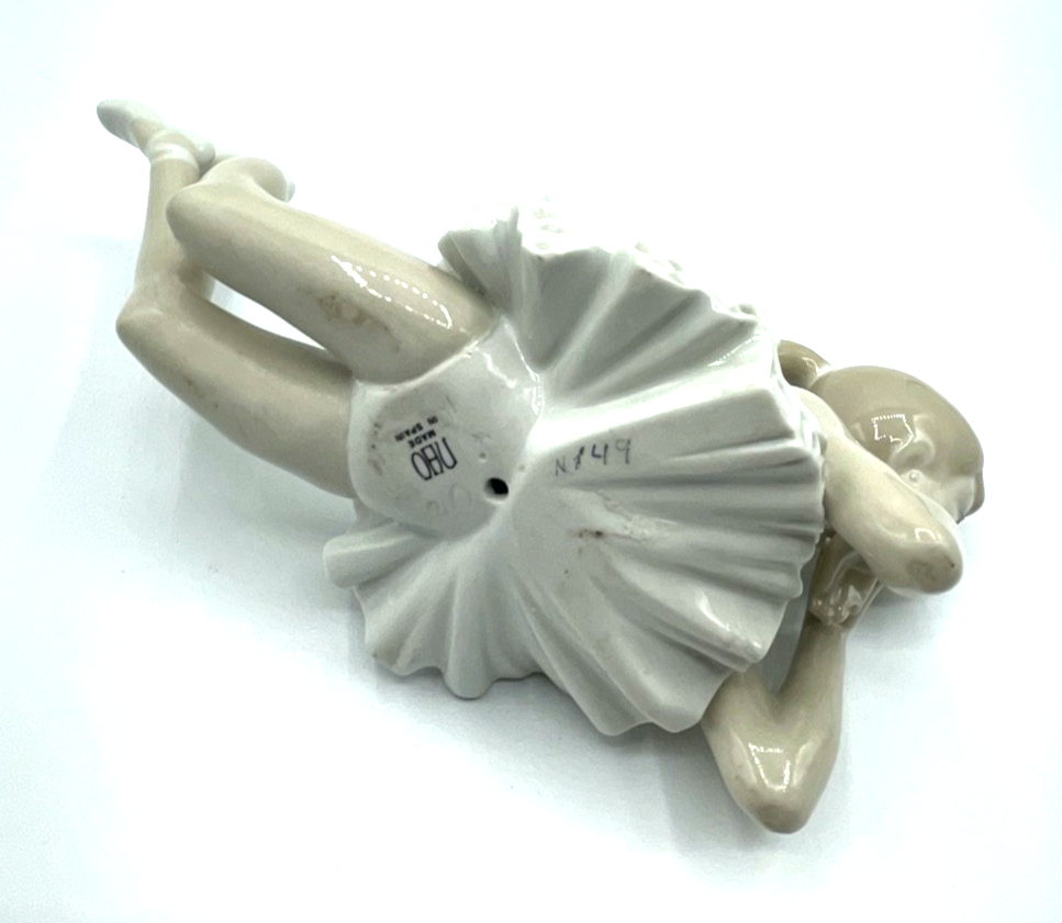 Lladro Nao Porzellan Figur nachdenkliche Ballerina Ballett Pensativa 00149 L22,57
