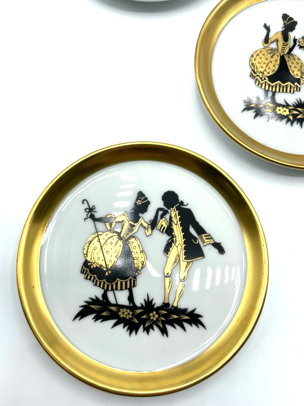 5 vintage Fürstenberg Porzellan Untersetzer Scherenschnitt Golddekor wie neu Ø105