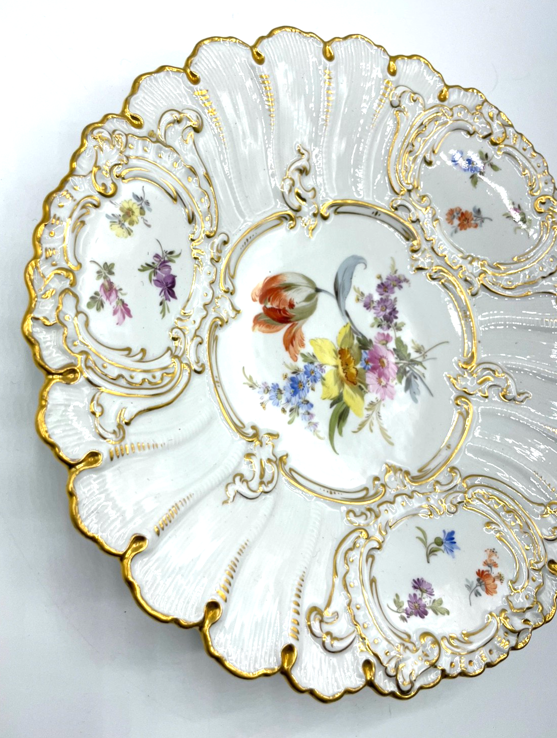 Antik Meissen Porzellan Prunkteller 1. Wahl Blumenbukett Goldstaffage Ø 23 cm6