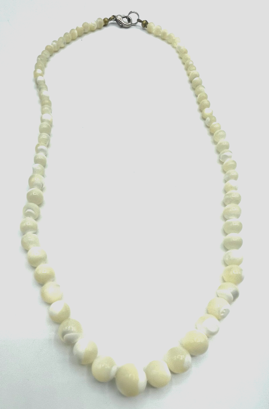 Vintage 45 cm lange Perlmutt Kugelkette im Verlauf sehr elegant gepflegt4