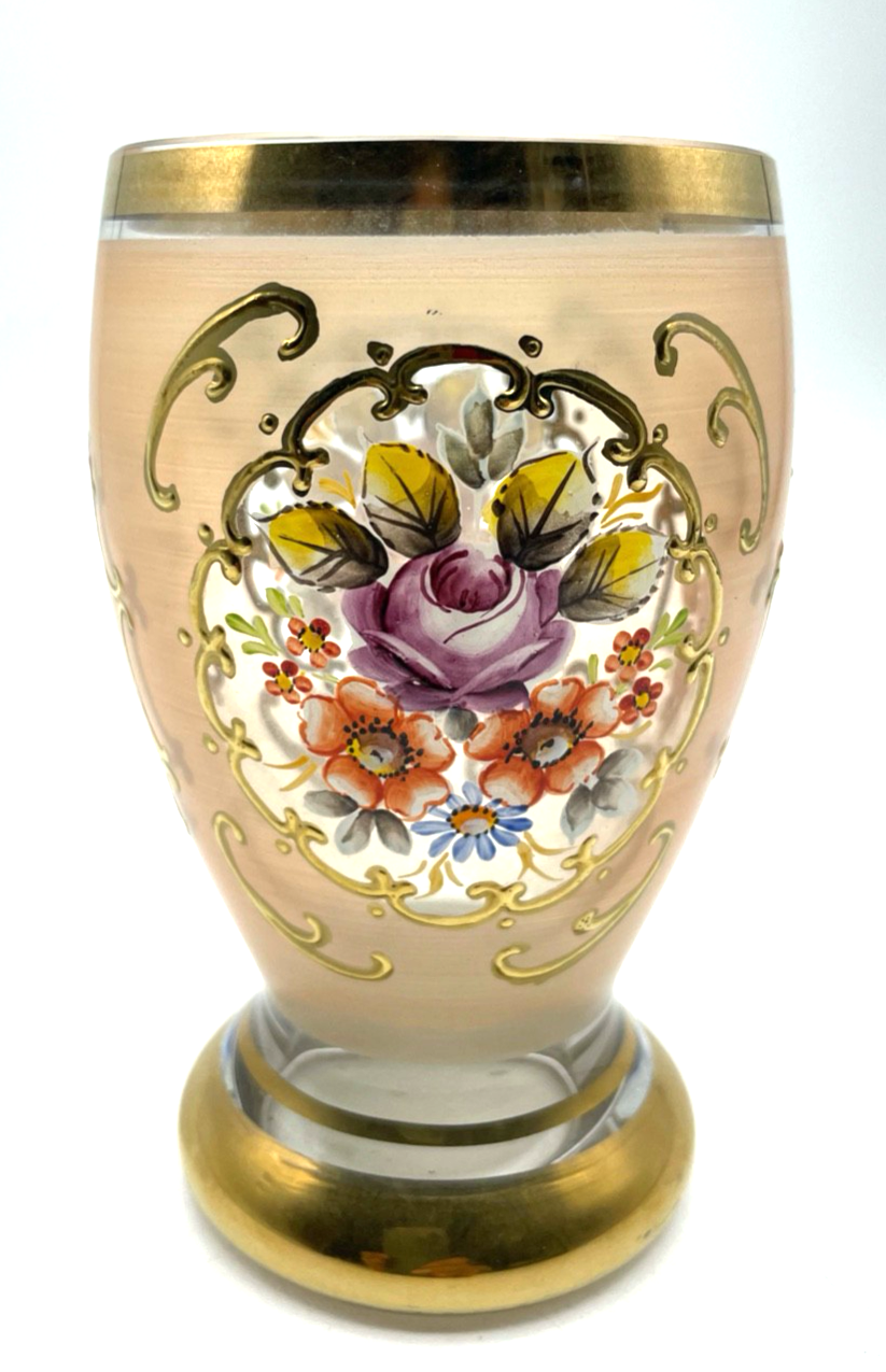 Vintage Pokal satiniertes  Glas Becher handbemalt Ranftbecher Blumen Gold Dekor2