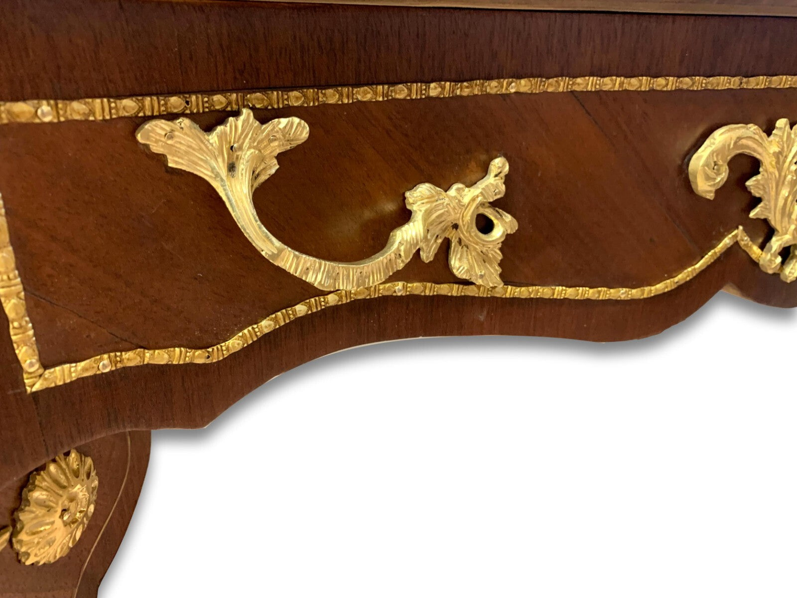 Aufsatzvitrine Vitrinenschrank - barocker Stil - Holz furniert - Metallbeschläge10