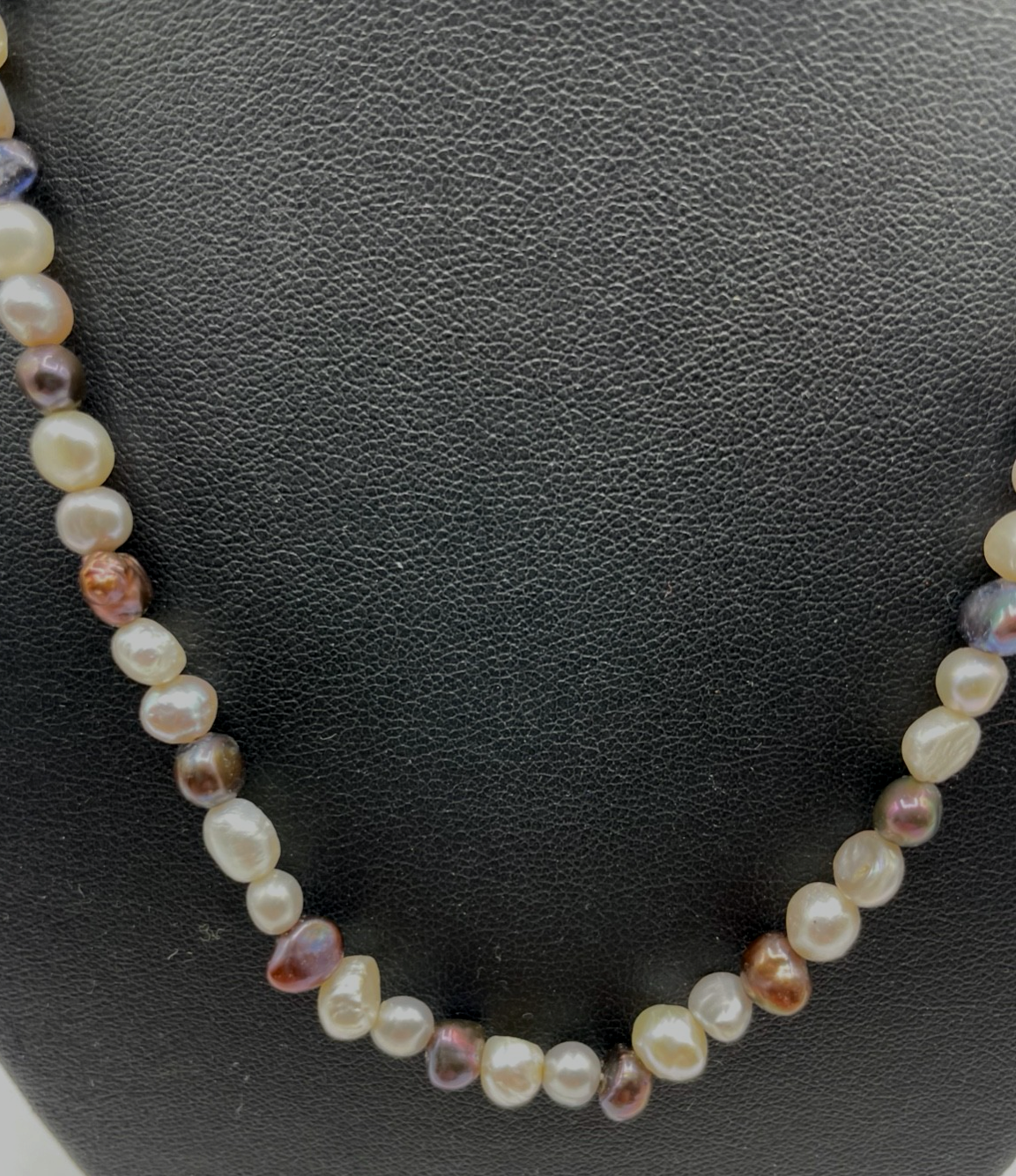 SWZ Süsswasser Perlen Perlenkette L 47 cm B 6 mm zweifarbig Karabiner  gepflegt1