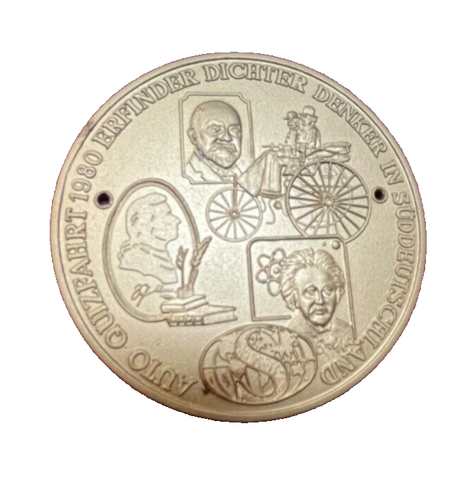 Auto Quizfahrt 1980 runde Automobil Motorsport Plakette Car Badge0