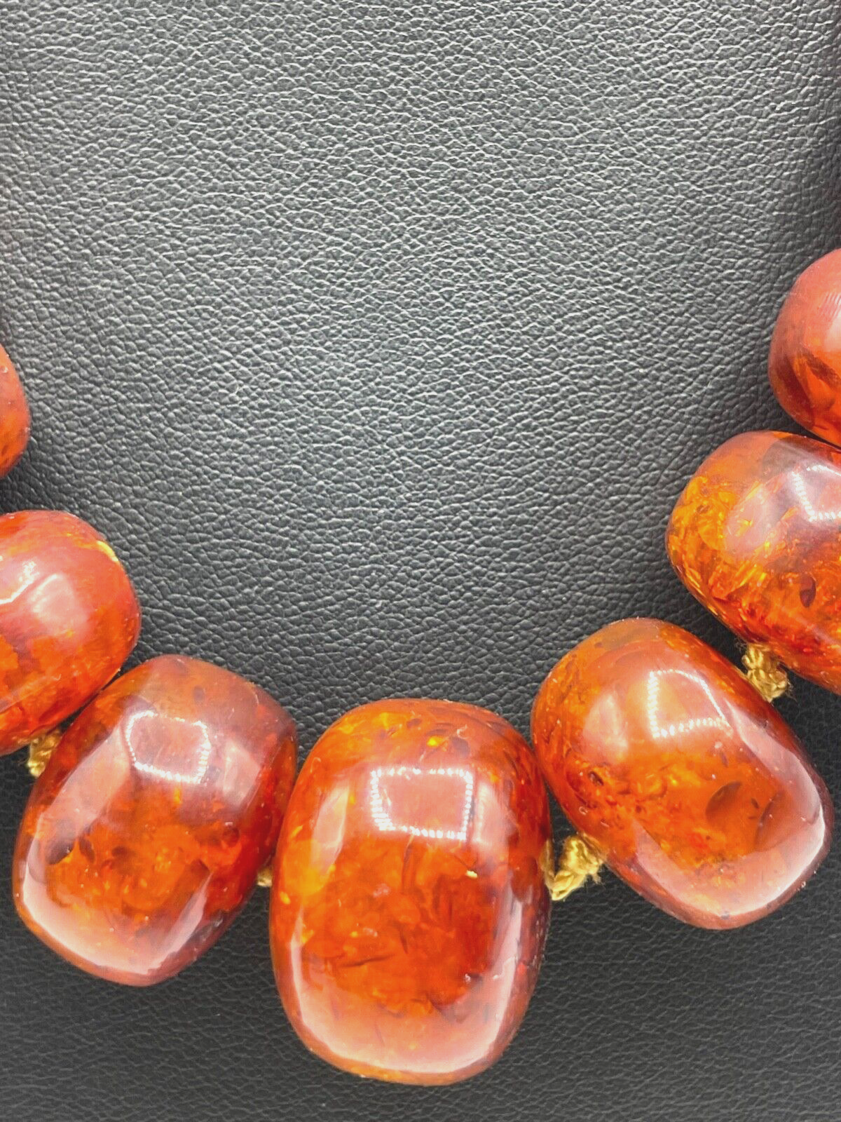 Vintage stattliche Bernstein Kette mit Inklusen amber necklace 59 Gramm L 43 cm2