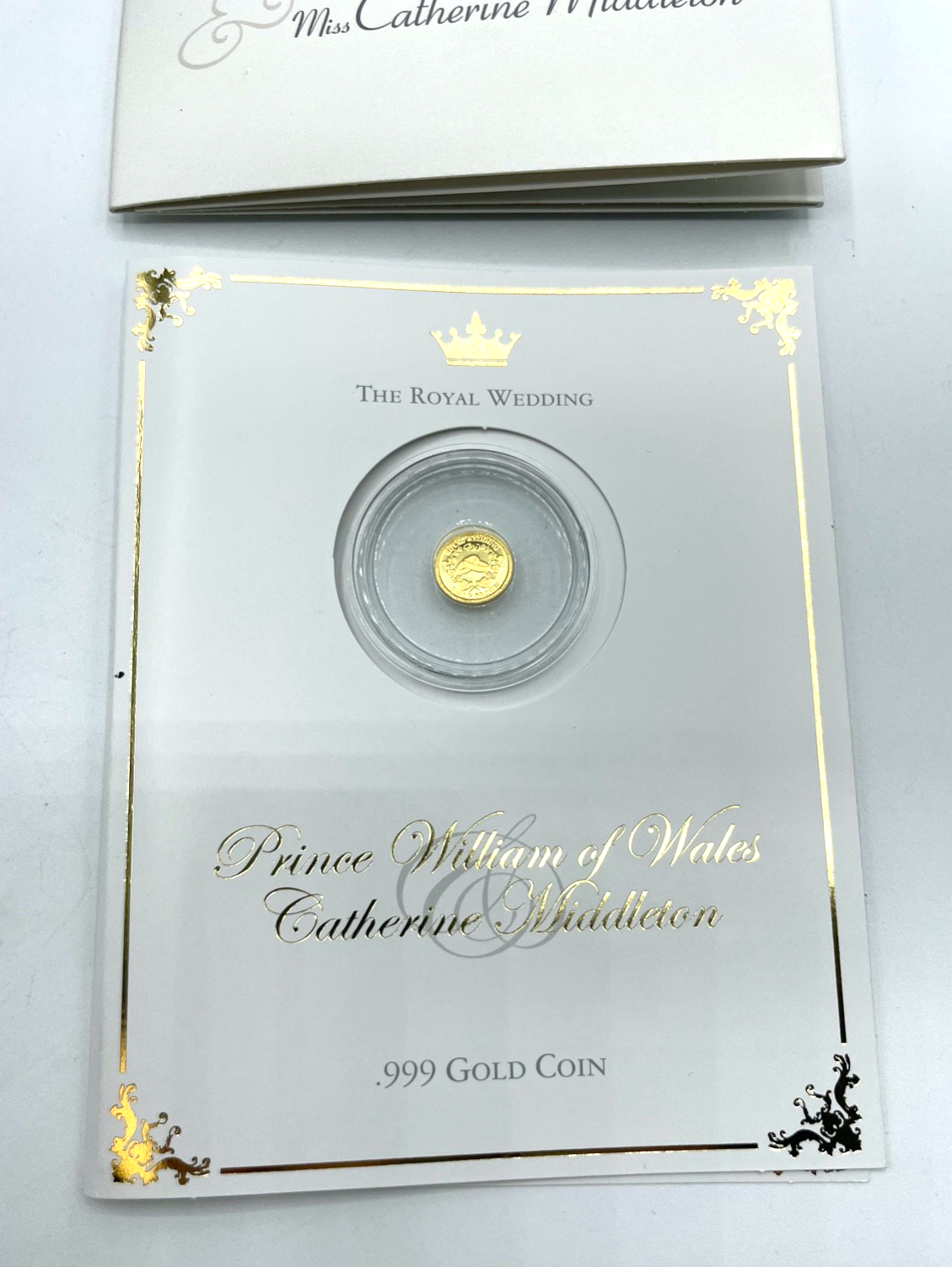 2x 0,5 Gramm 999 Gold Sammler Münze Royal Wedding Kate + William 2011 im Blister2