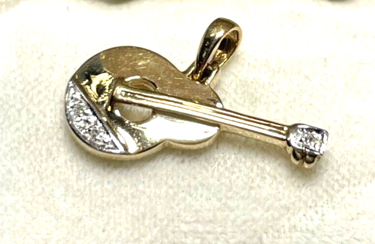333 Gold 8 K  Anhänger Charm Gitarre oder Mandoline 2 kl. Diamanten Juwelier0