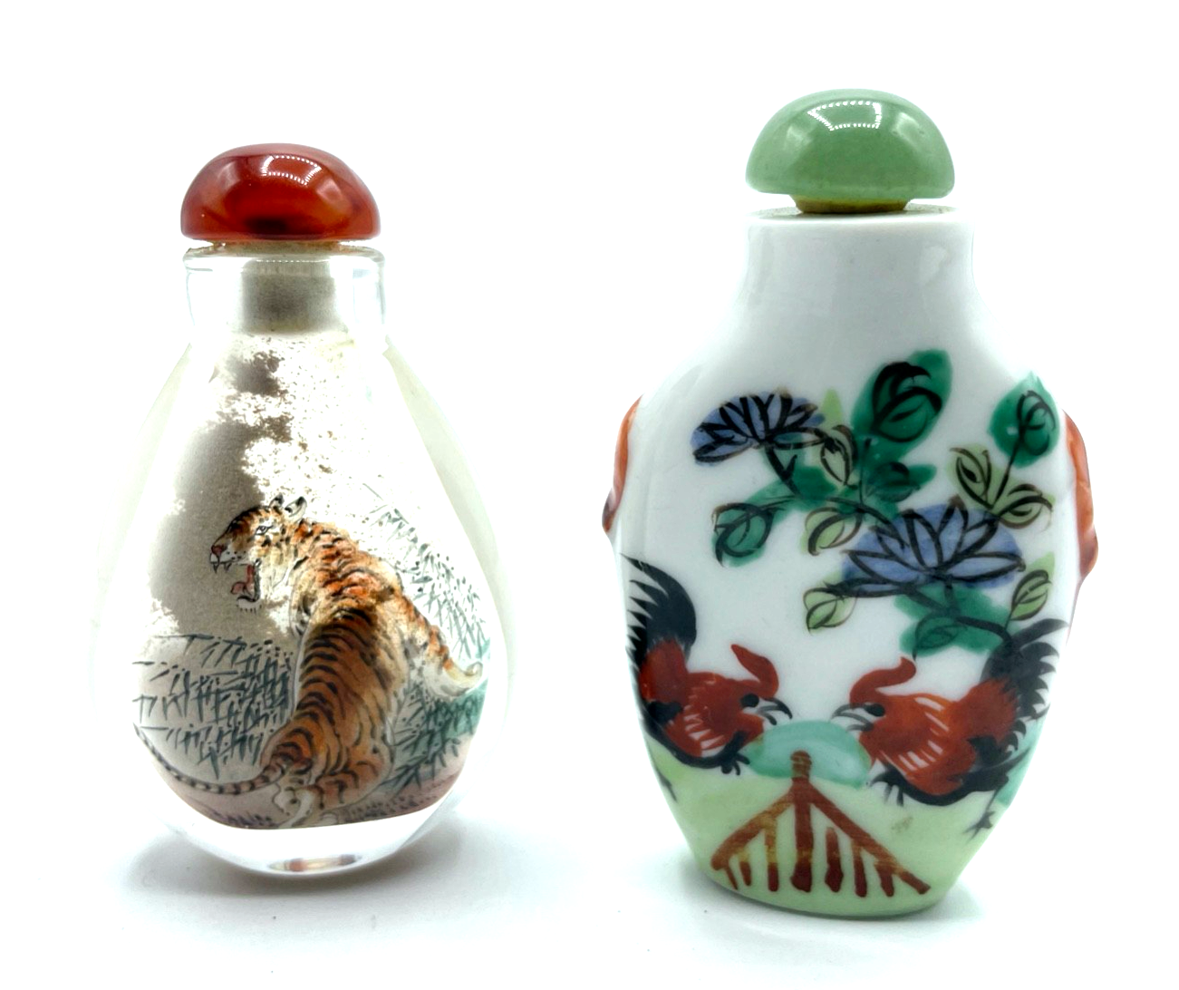 Asiatika 2 vintage snuff bottle Glas China handbemalt Riechfläschchen Tiger Hahn2