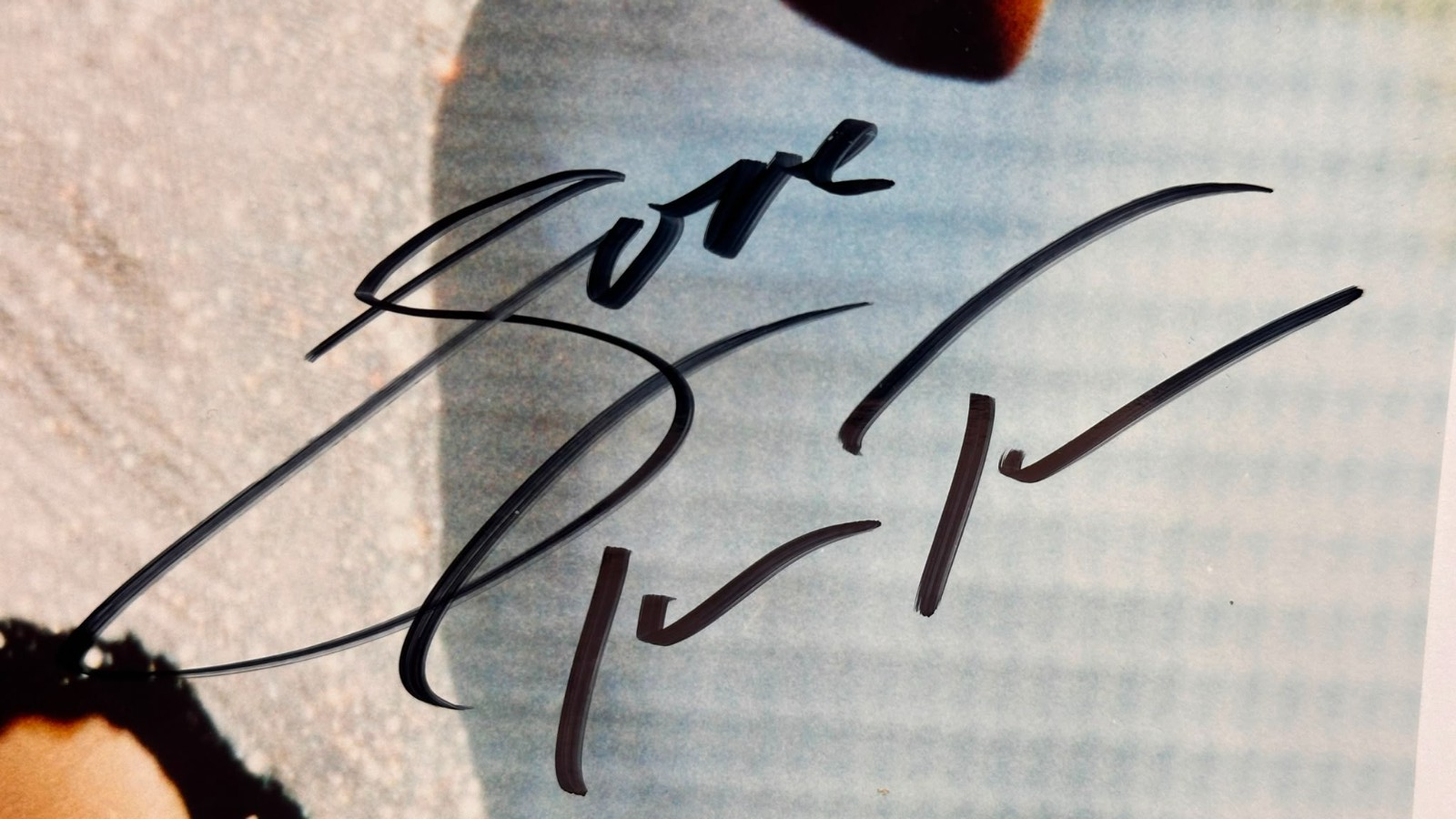 Tina Turner Autogramm signiertes Großfoto 25x20 cm Edding Konzertfoto Rock Legen1