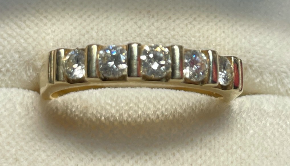 Solider massiver 585 Gold 14 K Ring 5 Brillanten 0,5ct. Ø 17,8 mm RG 56 Juwelier1