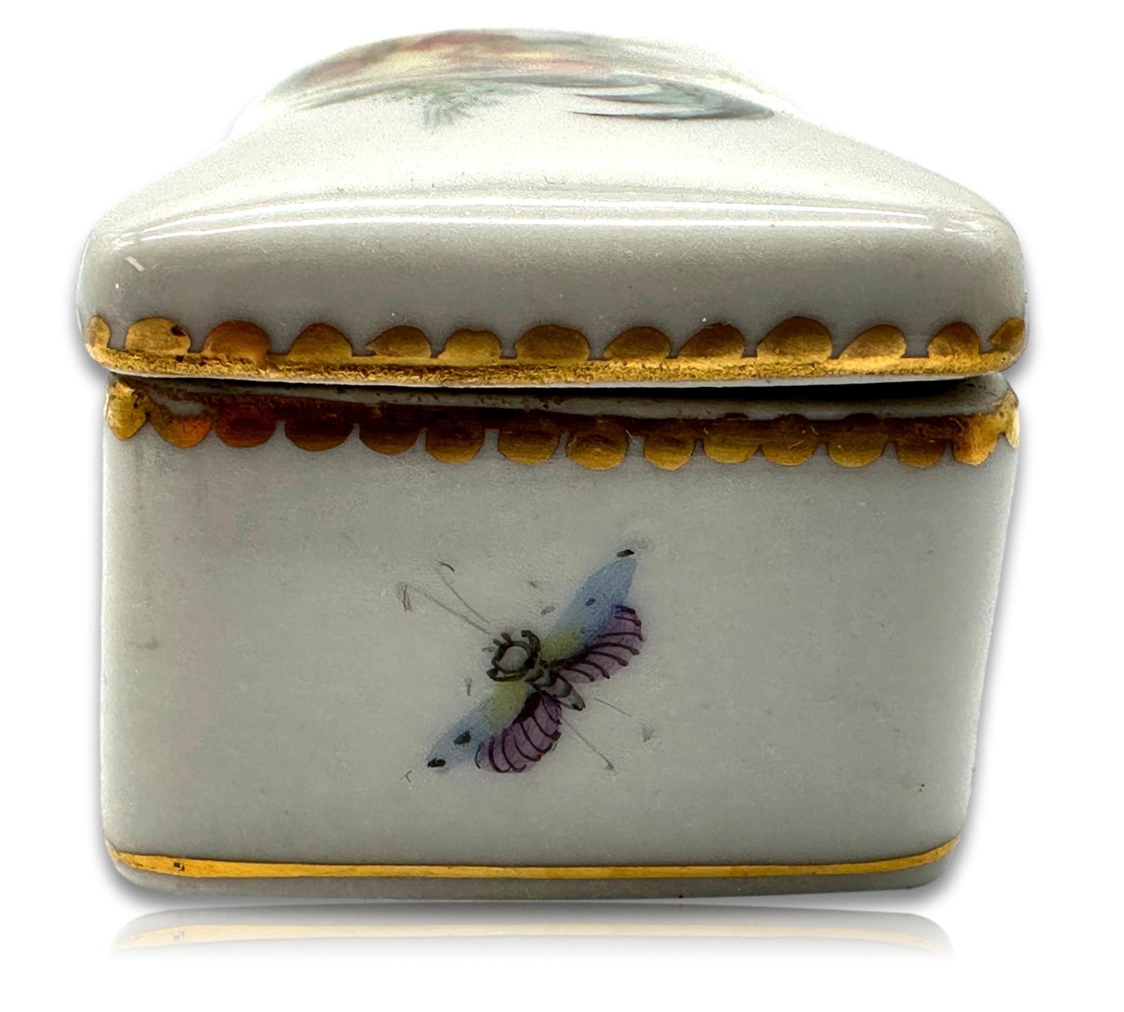 Antike Porzellan-Schatulle - Hahn-Dekor & Insektenmalerei - handbemalt - um 19006