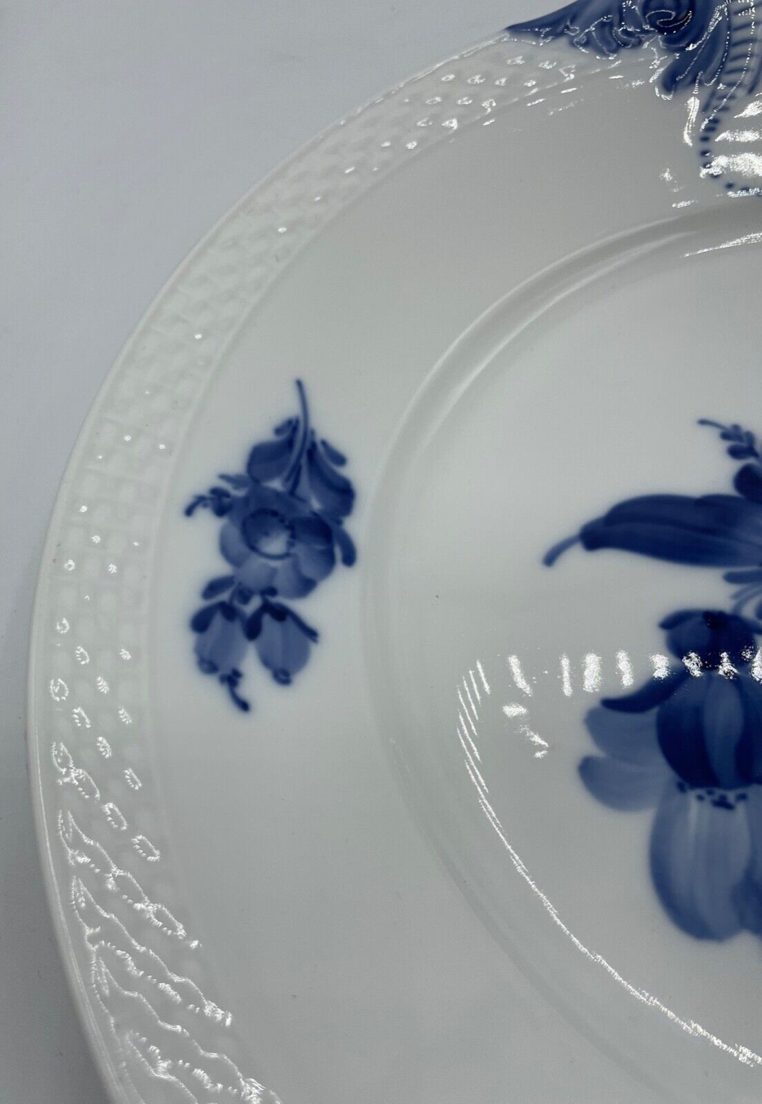Royal Copenhagen Denmark Porzellan schöner Anbiet Teller Blaue Blume blue flower4