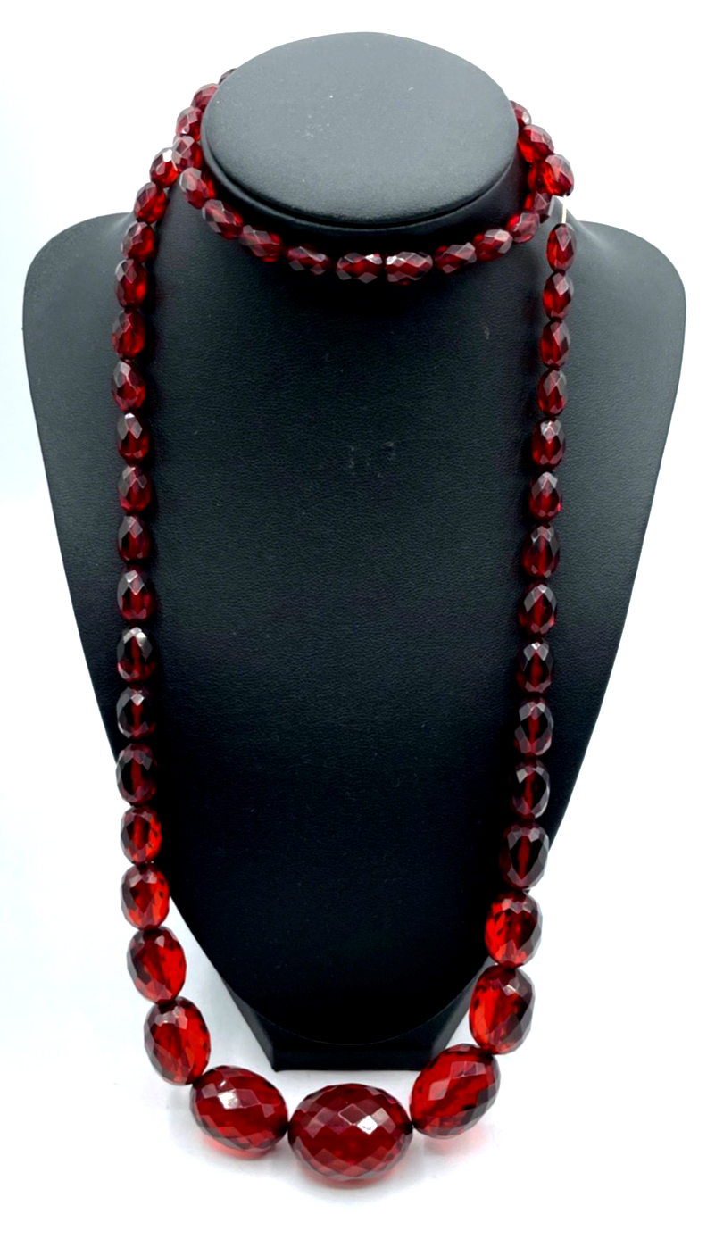 Antik Flapper Cherry Amber Bernstein Kette Oliven im Verlauf facettiert L 94 cm3