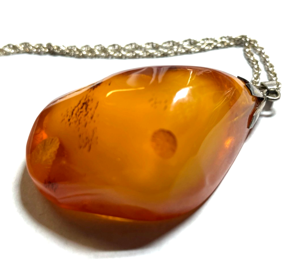 Mächtiger vintage Natur Bernstein Nugget poliert Anhänger Echtsilber Kordelkette8
