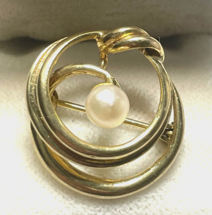 333 Gold 8 K Gelbgold runde klassische Brosche Anstecknadel mit Akoya Perle1