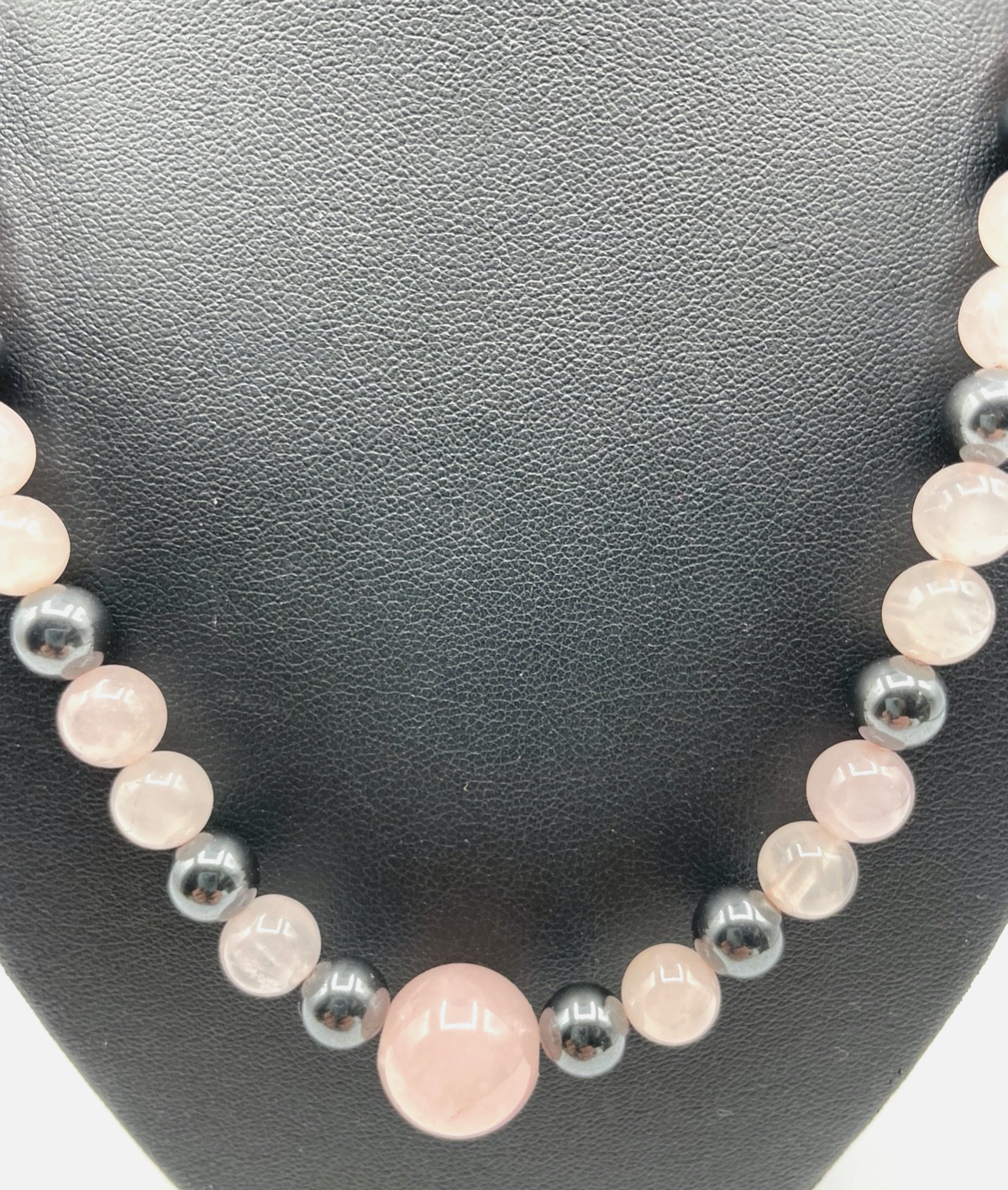 Vintage Rosenquarz + Hämatit Perlen im Mix Halskette L 50 cm sehr gepflegt1