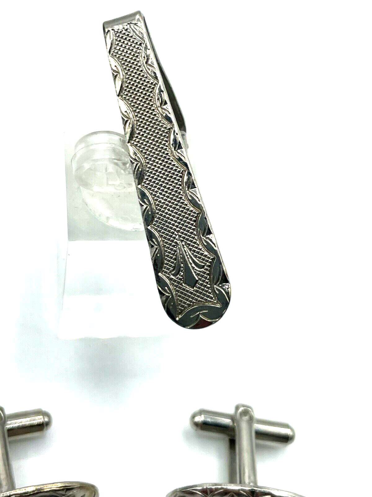 Vintage Set Manschettenknöpfe + Krawattenklammer mit Fleur de Lys Motiv gepfl.1
