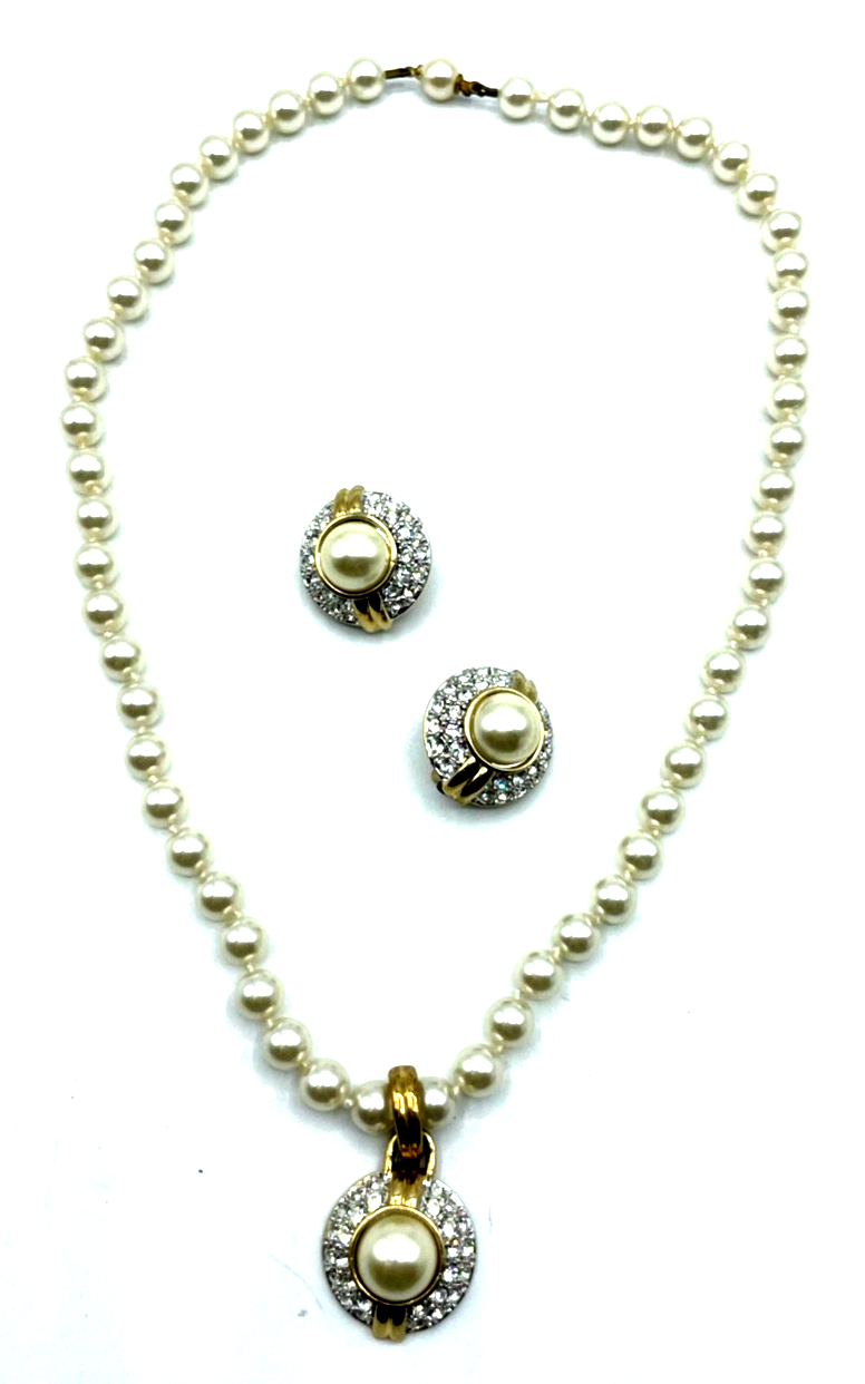Eleganter Modeschmuck Set Halskette + Clips faux Perlen + Swarovski Clip gepfl.0