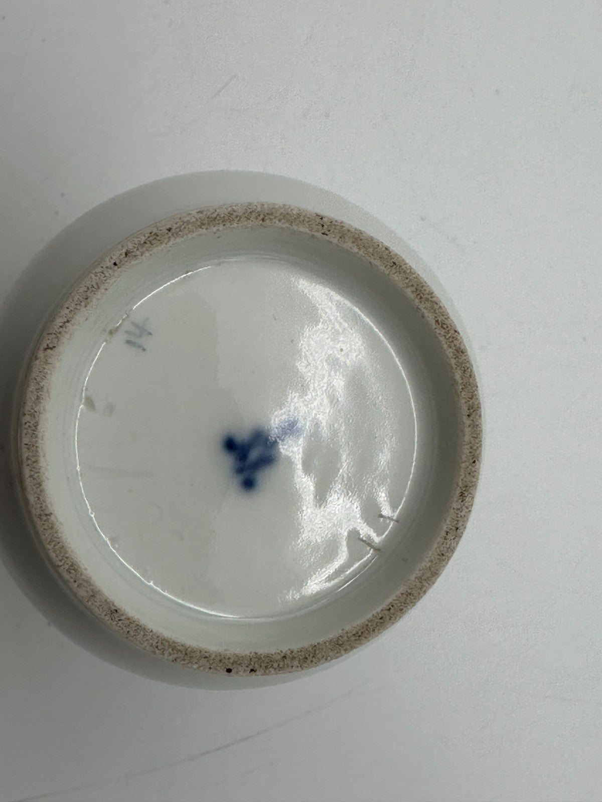 Meissen Vase um 1900 – handbemalt - Blumen & Schmetterling - Goldstaffage9