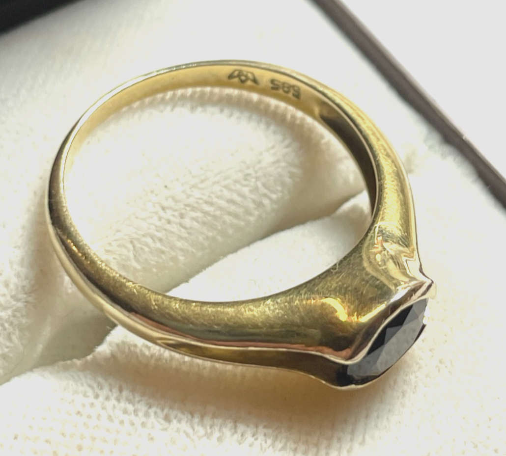 14 K 585 Gold massiver Ring mit Granat Juwelier Ø 18,5 mm RG 58 gepflegt5