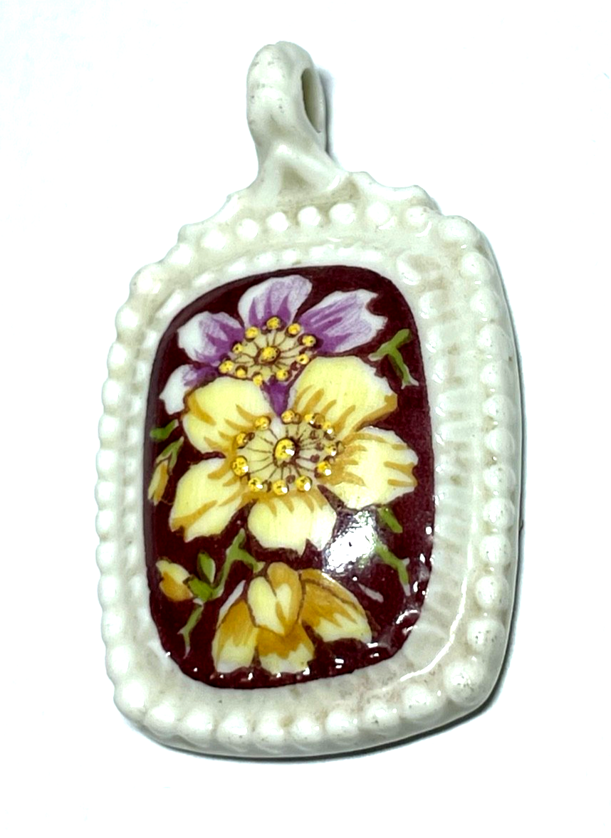 Antik Porzellan Anhänger 30erJ handgemalt Blumen Bukett H 48 x B 30 mm top gepfl3