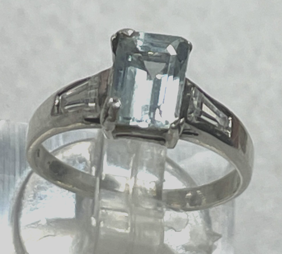 Kleiner 925 Silber Ring mit Blautopas Kissen + 2 Weißtopas Baguette Ø 14,5 mm8