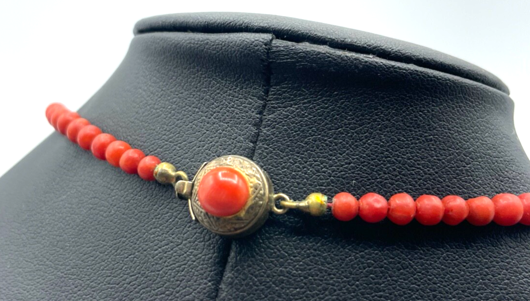 Antik Korallenkette rot Kugelkette Verlauf L50cm 800 AG/vergold. Kastenschloss3