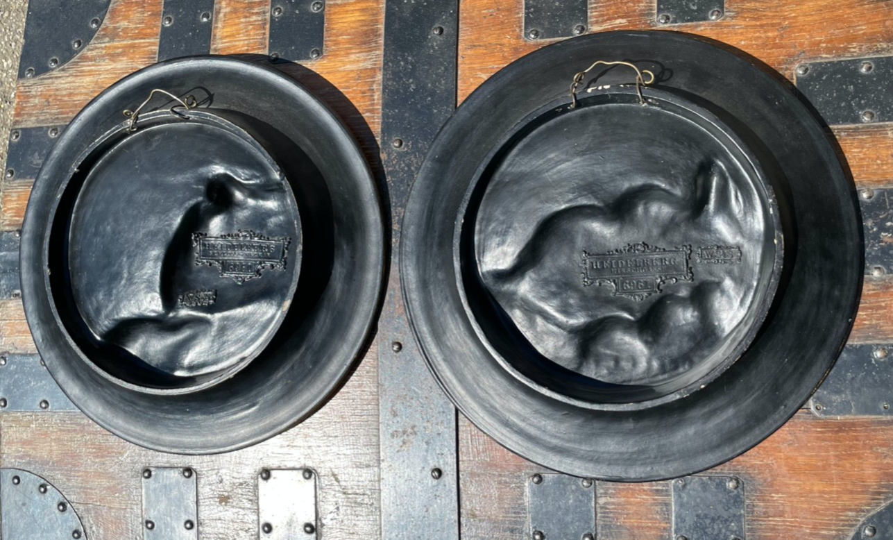 2 Keramik Majolika Teller Wandteller Heidelberg Schiller & Sohn um 1900 Ø 34 cm11