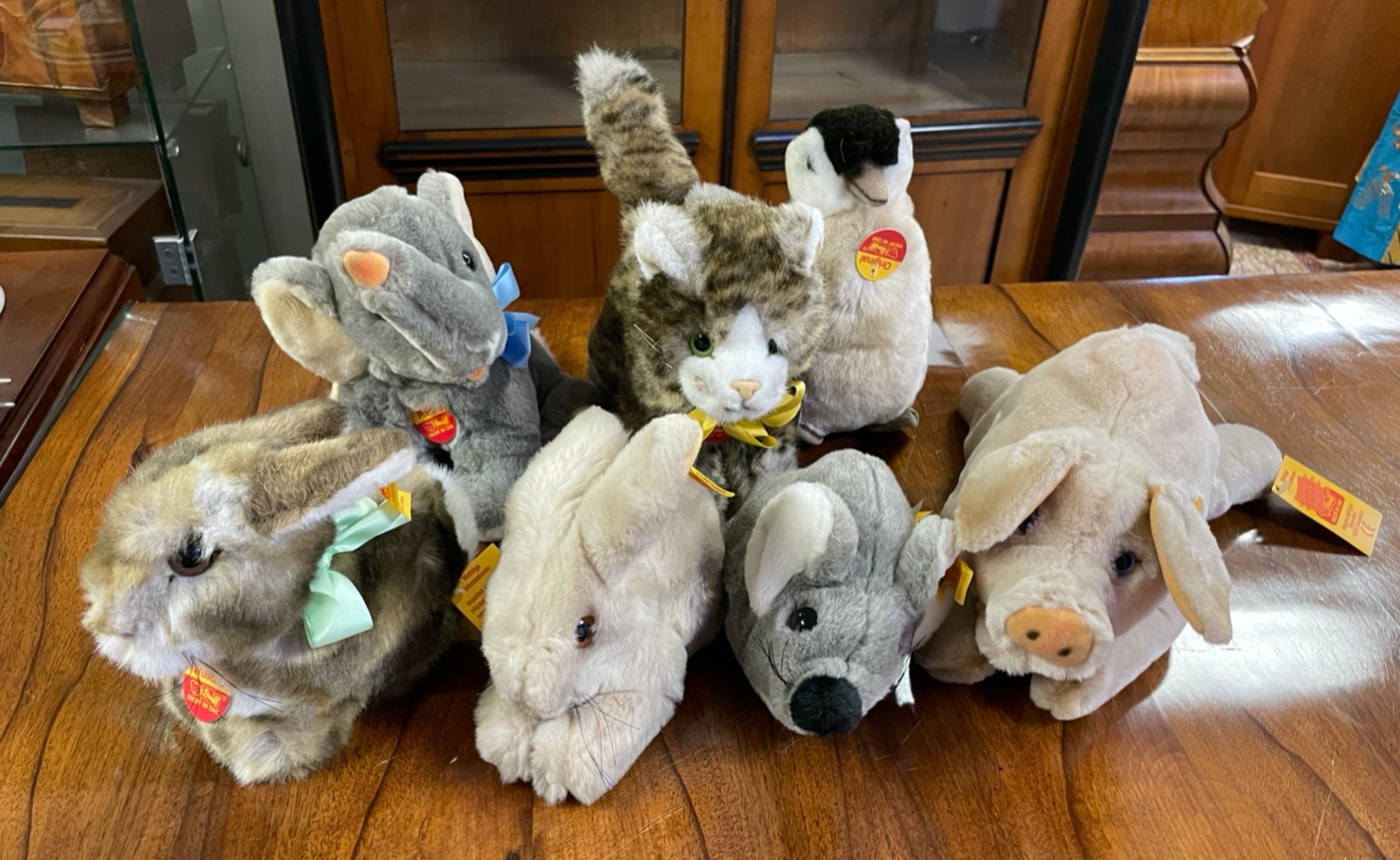7 x top gepflegt Steiff Tier Konvolut Hase Pinguin Schwein Katze Maus Elefant0